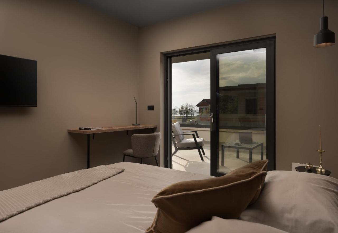 Rooms "Limes" フンタナ エクステリア 写真